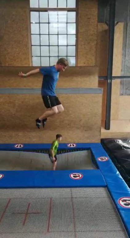 videocapture_20190619-082619